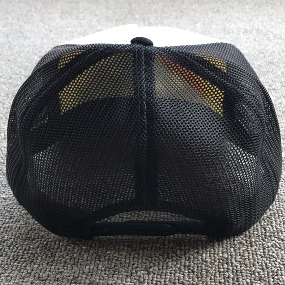 NWOT Vintage trucker hat - Picture 3 of 5